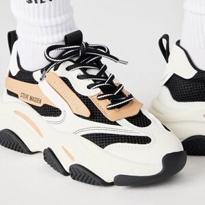 Steve Madden Possession Cream Beige Black Dad Sneakers